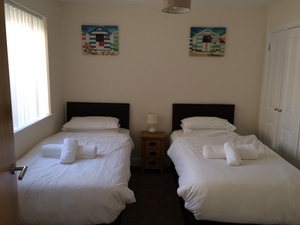 Westbeach Resort Westward Ho!  Luaran gambar